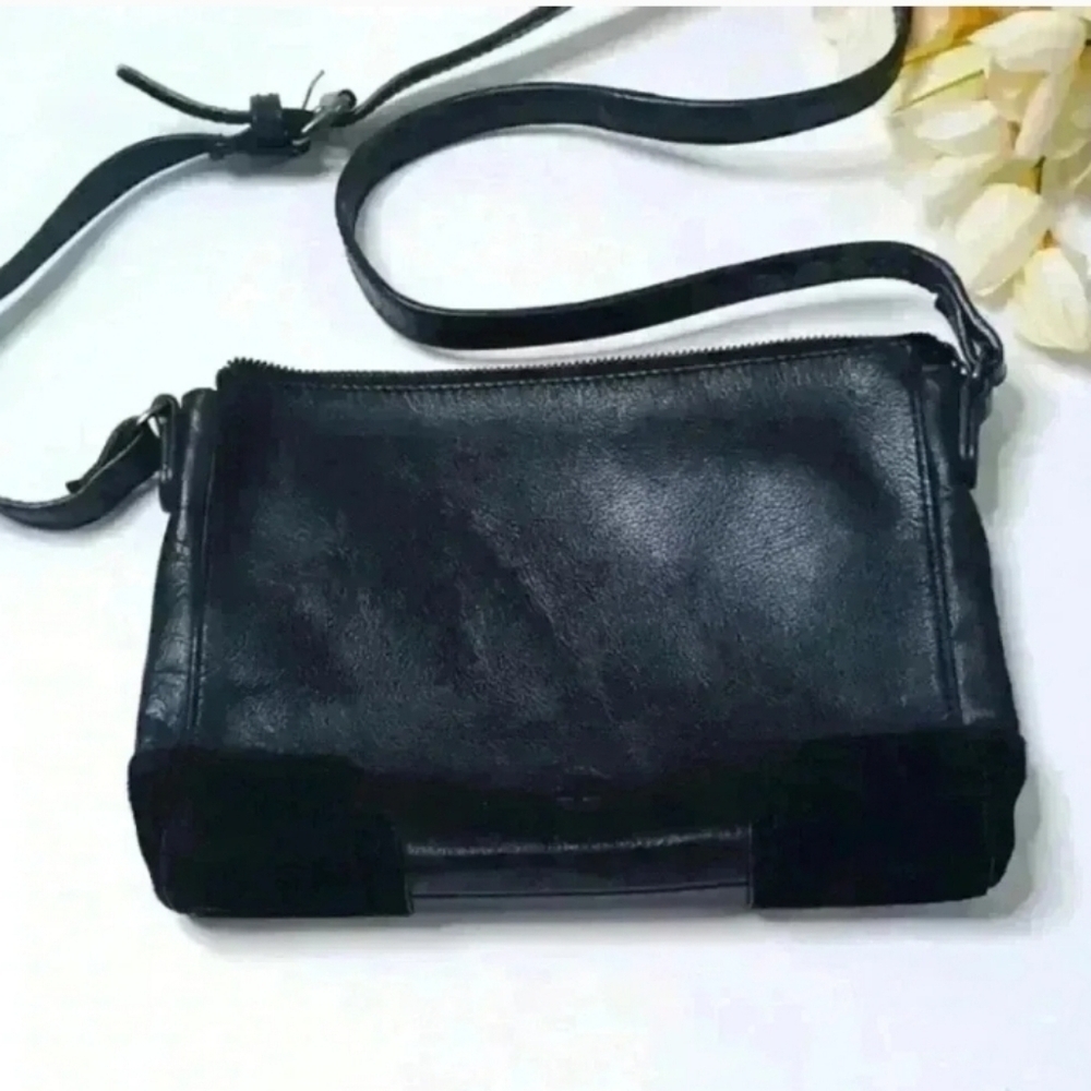 Timberland womens leather envelope crossbody shoulder bag